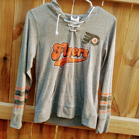 Sweatshirt - Picture 2 of 3